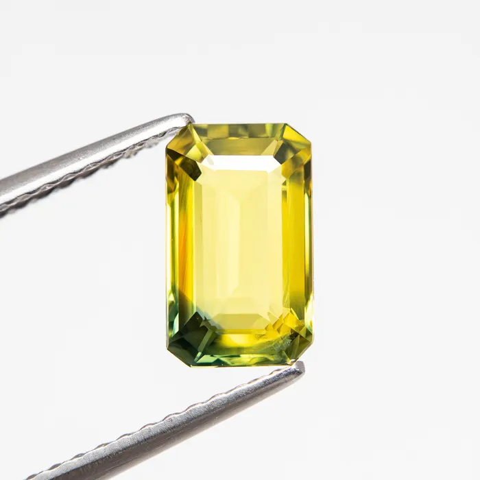 156ct 853x514x306mm Cut Corner Rectangle Step Cut Sapphire 2380309 Misfit Gems Rings