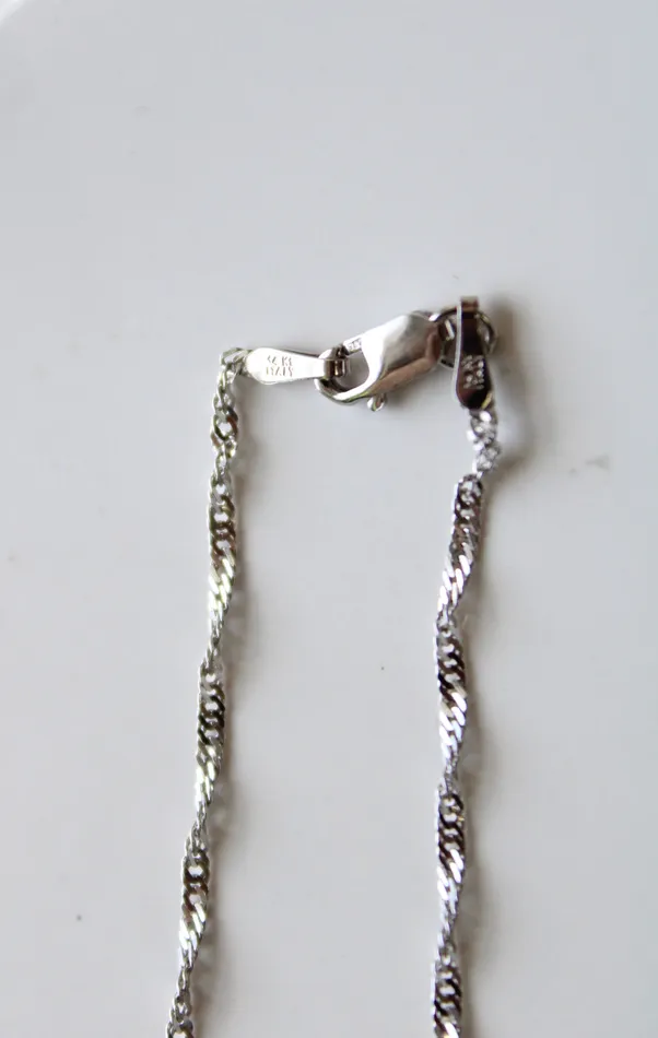 14KT Italy Milor White Gold Twist Chain Necklace Jubilee Thrift Necklaces