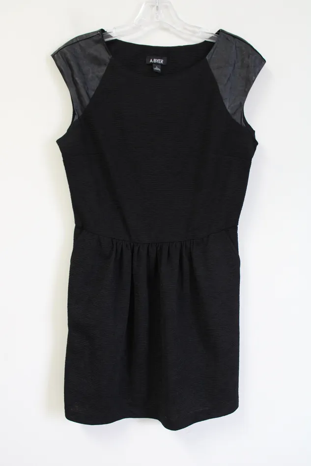 A Byer A Byer Black Leather Cap Sleeve Dress L Rings