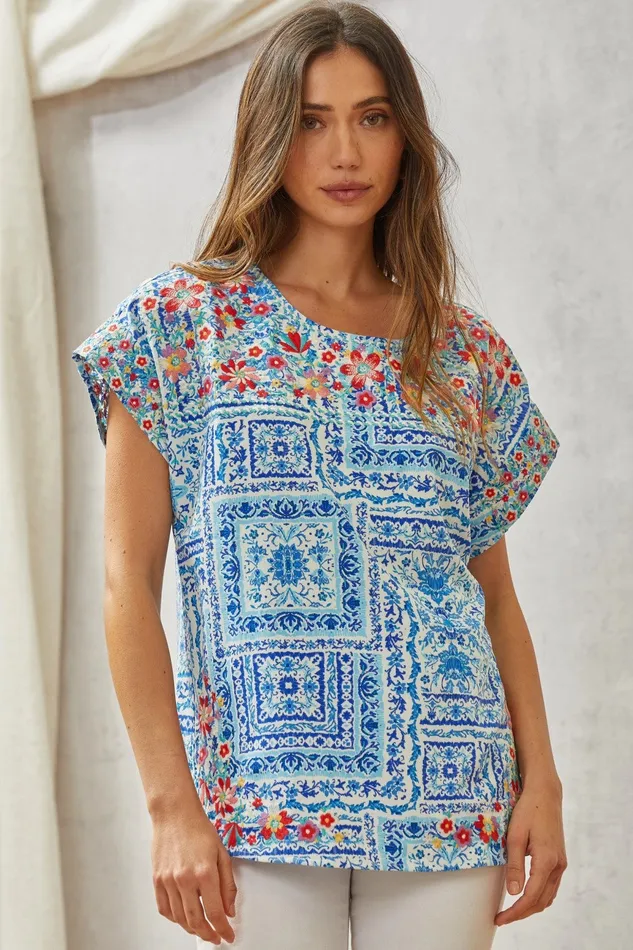 ANDREE BY UNIT Necklaces RELAXED DOLMAN EMBROIDERY TOP AQUA MULTI COLOR