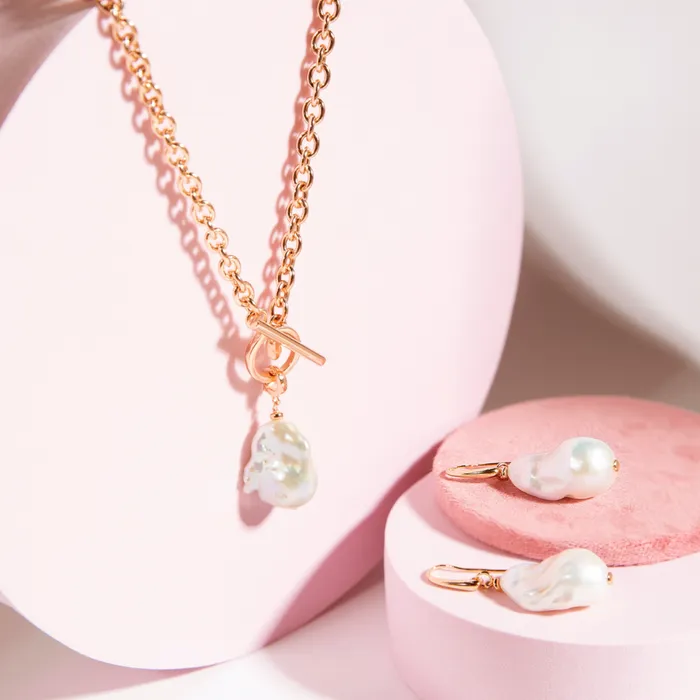 Bronzallure Earrings Orecchini Pendenti a Goccia con Perle Barocche dAcqua Dolce Bianche 13 mm