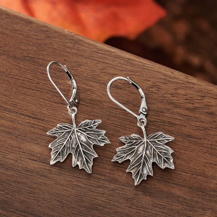 Chadds Ford Jewelry Earrings Leverback Vintage Maple Leaf Earrings