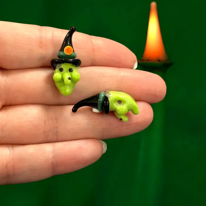 Charm Necklaces Peppy Beads Halloween Green Witch Hand Made Murano Glass Charm Charm Necklaces Peppy Beads Halloween Green Witch Hand Made Murano Glass Charm