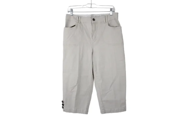 Christopher Banks Light Tan Capris 10 Christopher Banks Necklaces