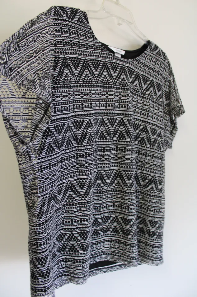 CJ Banks CJ Banks Black White Eyelet Top X Rings