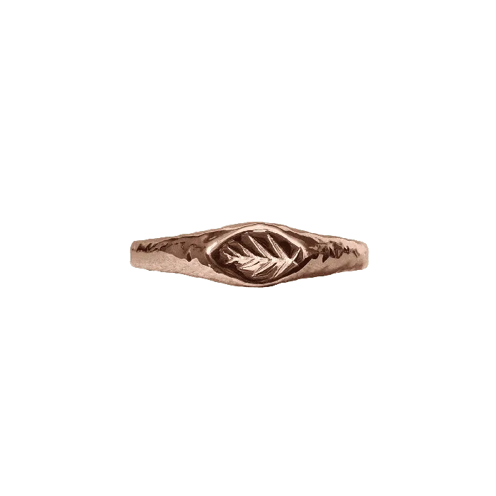 COMMON ERA Rings Palma Slim Roman Signet Ring