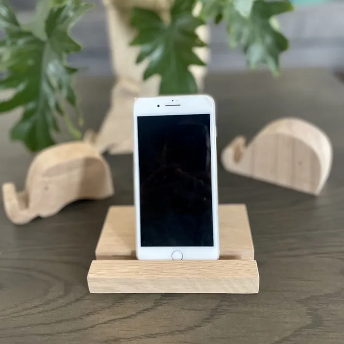 Earrings GEPETTO Wood Phone or Tablet Stand
