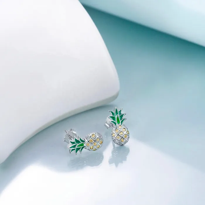 Earrings Gold Shield Aretes de Plata para Mujer de Pia con Zirconia