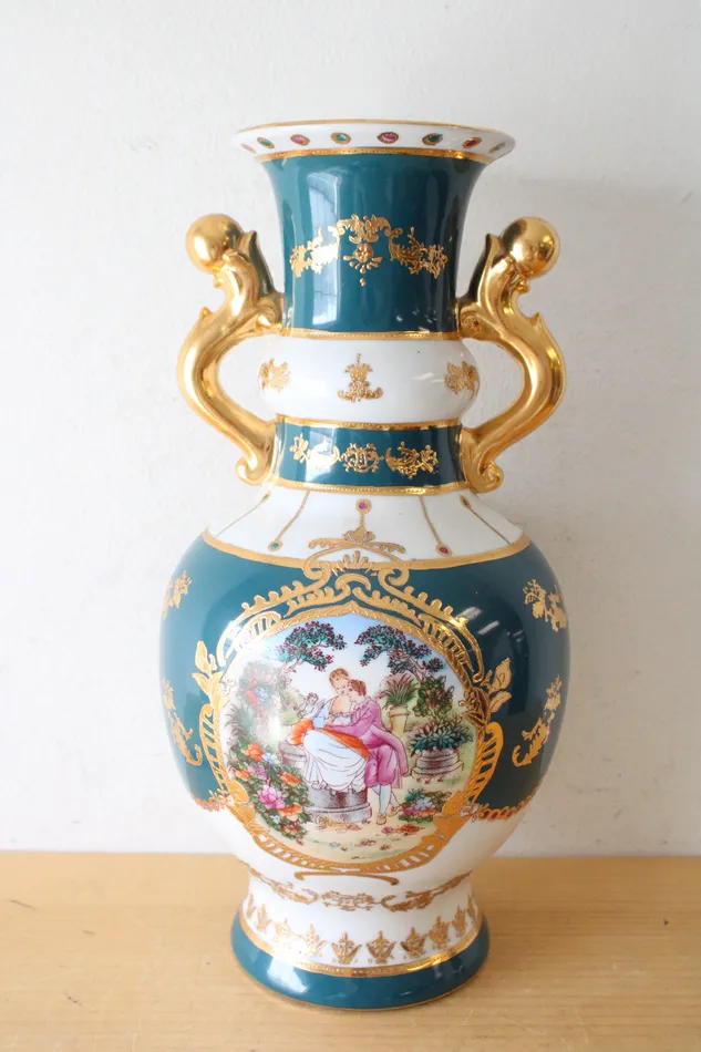 Earrings Jubilee Thrift Jing An China Victorian Motif Porcelain Large Urn Style Vase