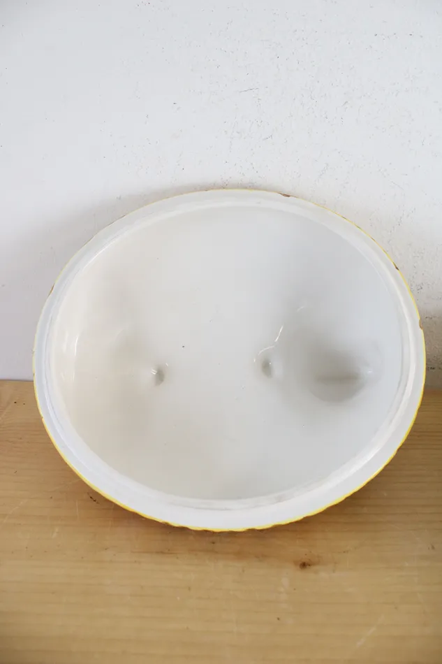 Earrings Temptations Temptations Hen Covered Baking Dish