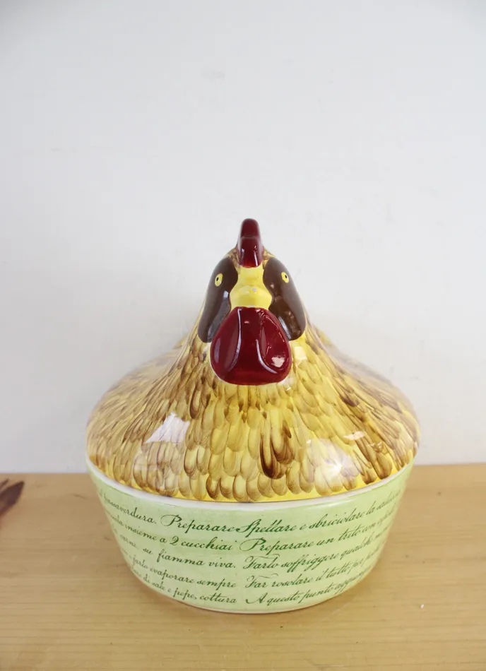 Earrings Temptations Temptations Hen Covered Baking Dish