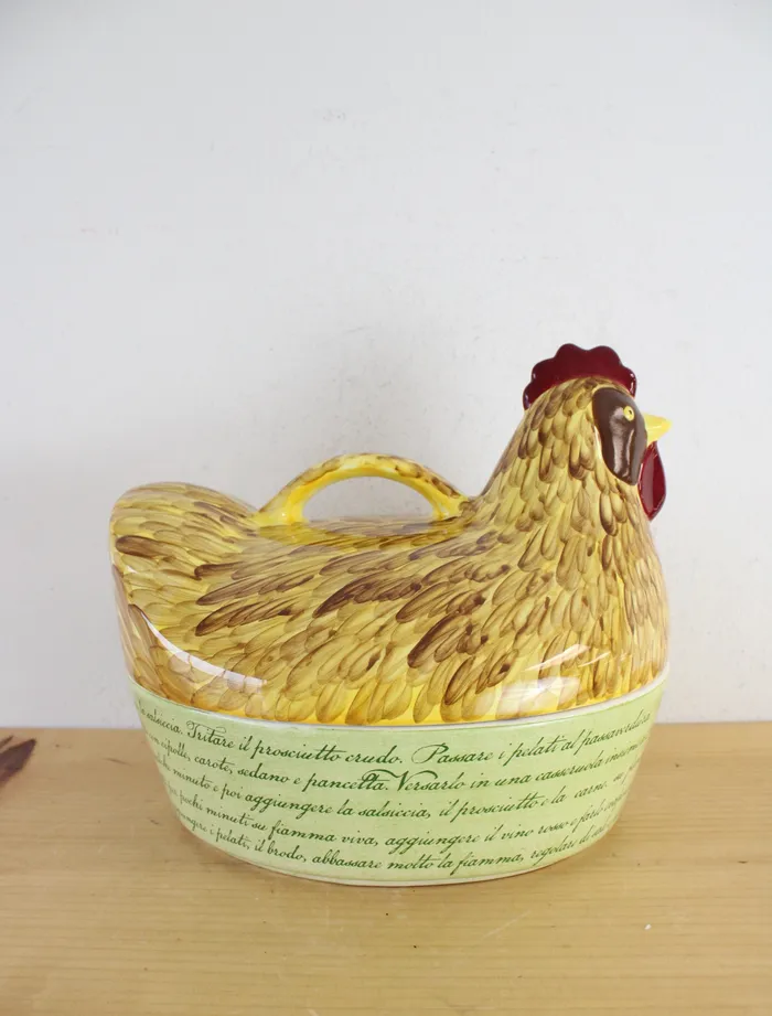 Earrings Temptations Temptations Hen Covered Baking Dish