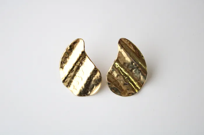 Earrings Vintage Napier Hammered Gold Metal Screw Back Gold Finish Earrings Napier