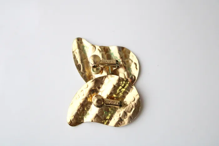 Earrings Vintage Napier Hammered Gold Metal Screw Back Gold Finish Earrings Napier
