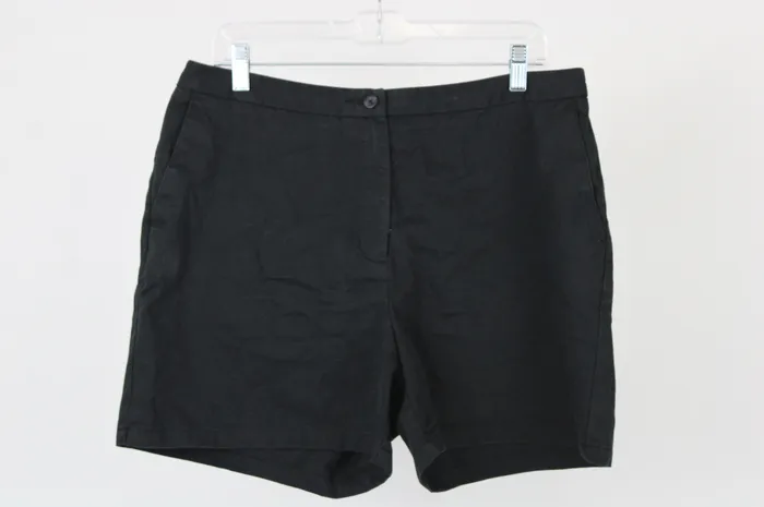 Eddie Bauer Rings Eddie Bauer Signature Twill Black High Rise Shorts 14