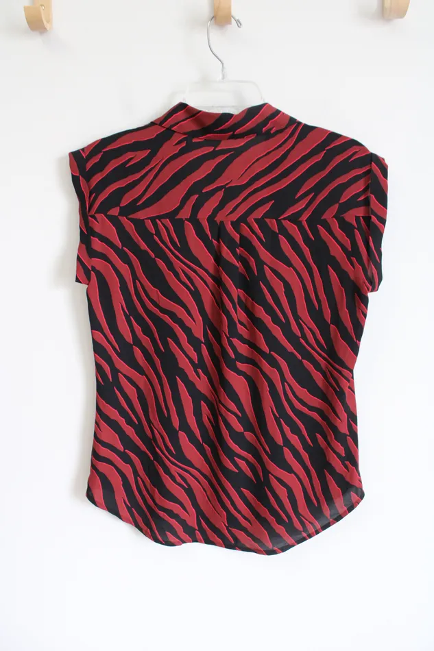 Express Rings Express Black Red Patterned Quarter Zip Top XS