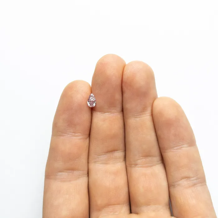 Fancy Pink Brilliant Diamond 050ct Pear Misfit Diamonds Earrings