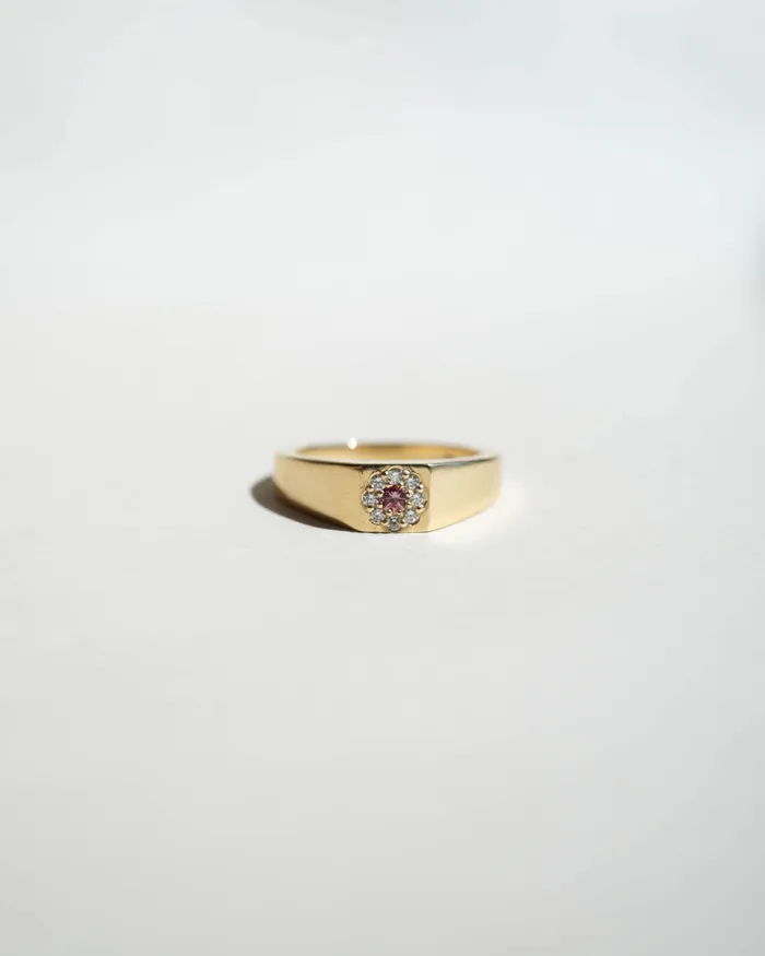 Foe Dear Rings Bellis Signet Ring Pink Sapphire