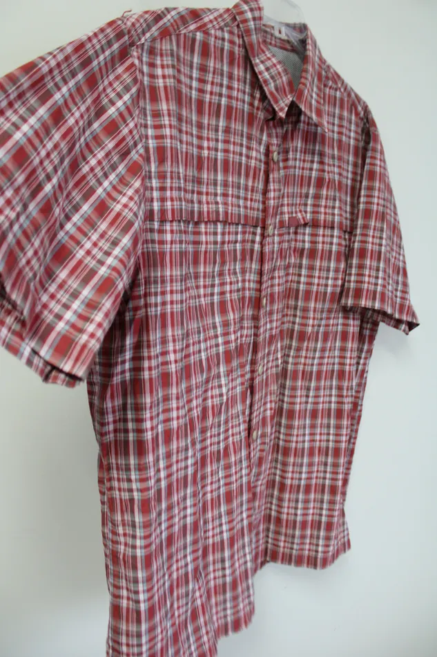 GH Bass Co GH Bass Red Plaid Button Down Shirt L Earrings