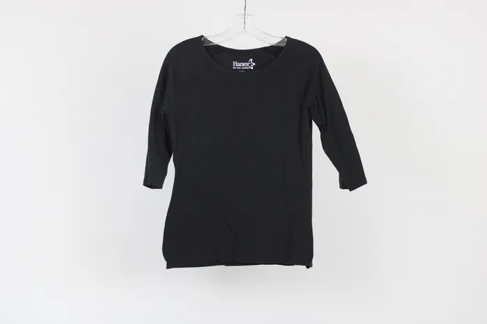 Hanes Rings Hanes Black Half Sleeved Shirt S