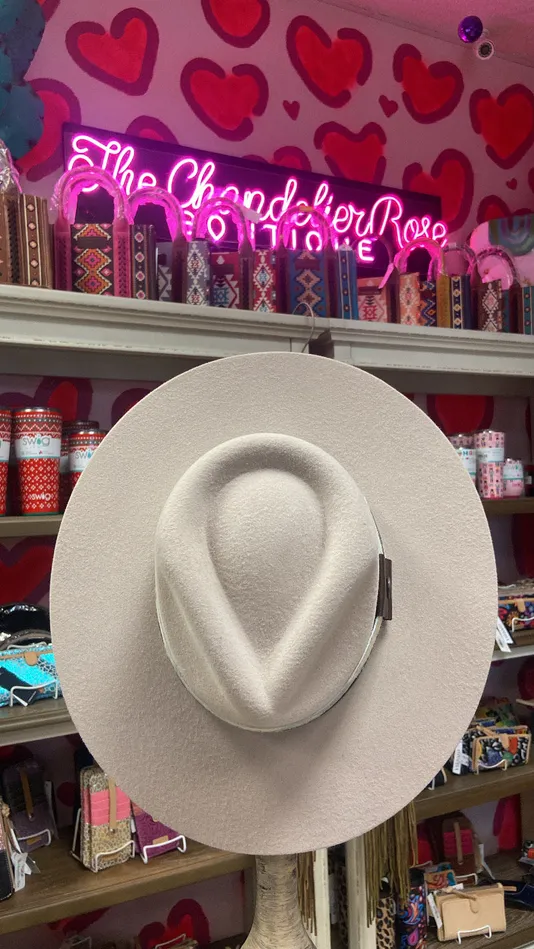HATTERS OF AMERICA Earrings CORRAL DAKOTA FELT HAT BELLY