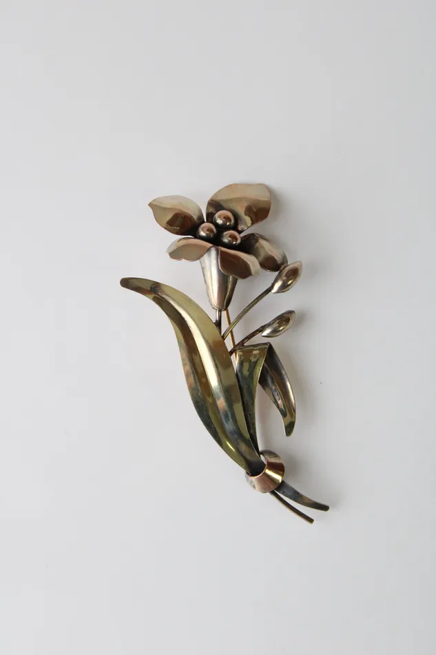 Jubilee Thrift Earrings 120 12K Gold Fill On Silver Flower Pin