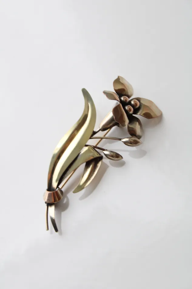 Jubilee Thrift Earrings 120 12K Gold Fill On Silver Flower Pin