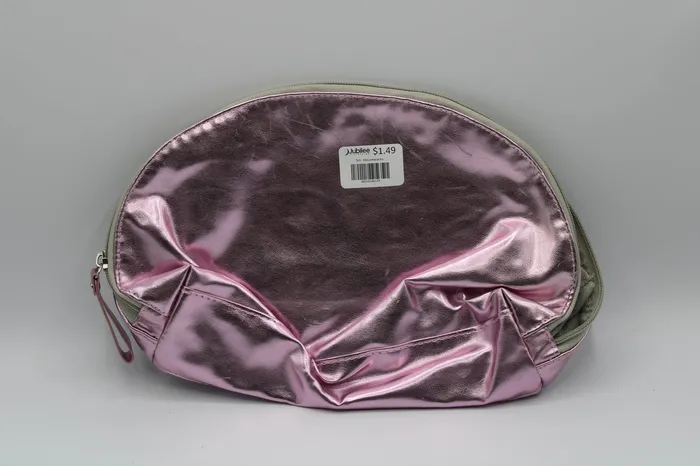 Jubilee Thrift Earrings Shiny Pink Clutch