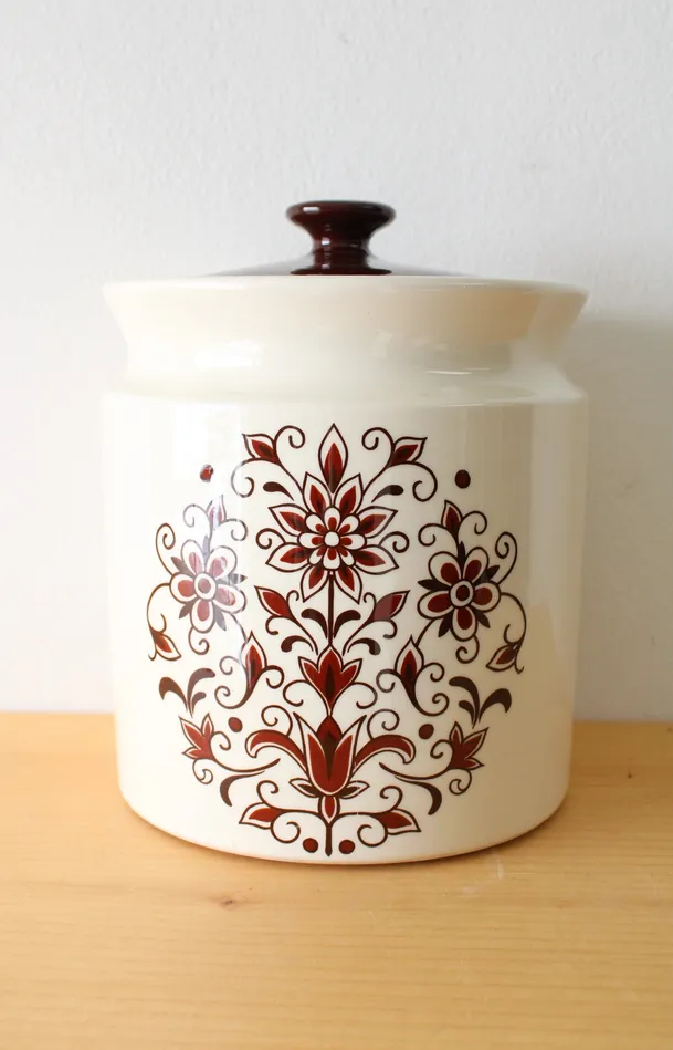 Jubilee Thrift Rings Brown Cream Floral Cannister 7