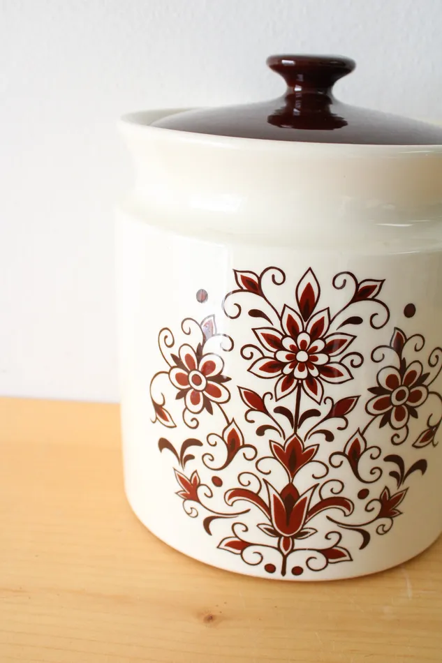 Jubilee Thrift Rings Brown Cream Floral Cannister 7