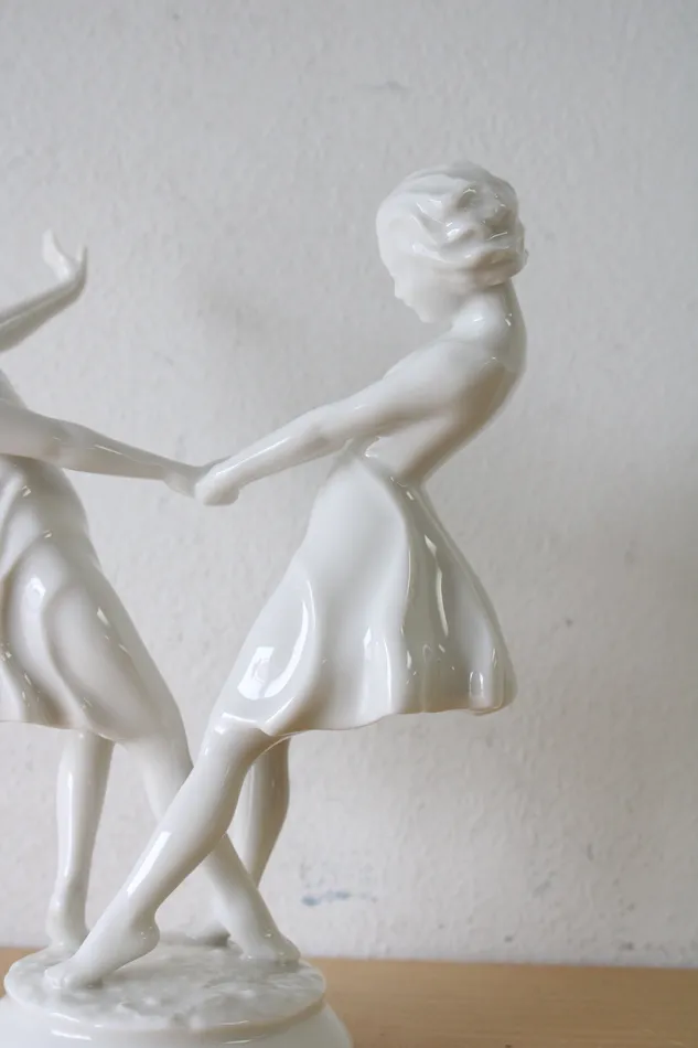 Jubilee Thrift Rings Lorenz Hutschenreuther Kunstabteilung Germany Two Girls Dancing White Porcelain Statuette