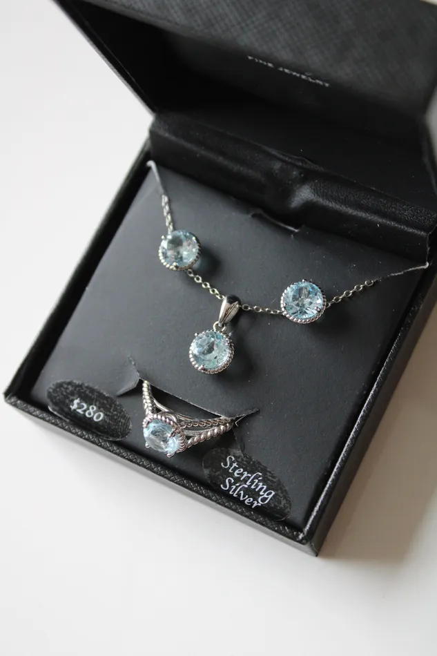Jubilee Thrift Rings R H Macy Co Sterling Silver Topaz Jewelry Set