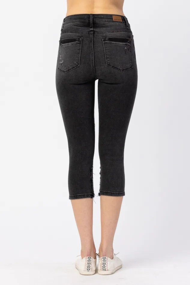JUDY BLUE HIGH WAIST SKINNY CAPRI BLACK JUDY BLUE Rings JUDY BLUE HIGH WAIST SKINNY CAPRI BLACK JUDY BLUE Rings