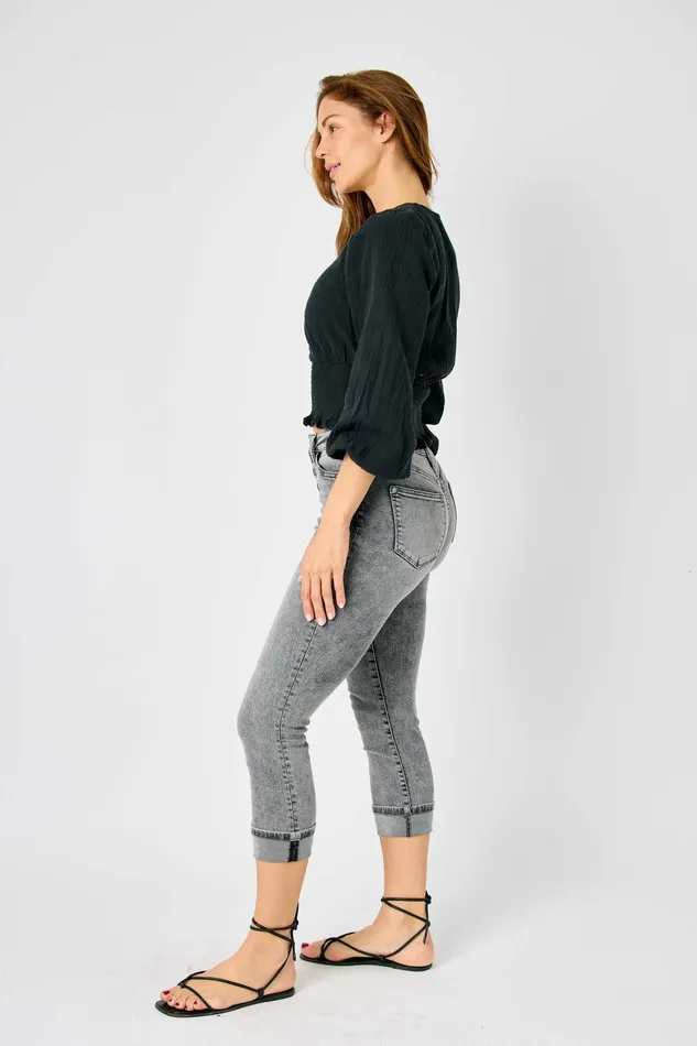 JUDY BLUE JUDY BLUE HIGH WAIST CUFFED BUTTON FLY CAPRI GREY Rings JUDY BLUE JUDY BLUE HIGH WAIST CUFFED BUTTON FLY CAPRI GREY Rings