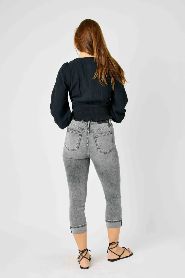 JUDY BLUE JUDY BLUE HIGH WAIST CUFFED BUTTON FLY CAPRI GREY Rings JUDY BLUE JUDY BLUE HIGH WAIST CUFFED BUTTON FLY CAPRI GREY Rings