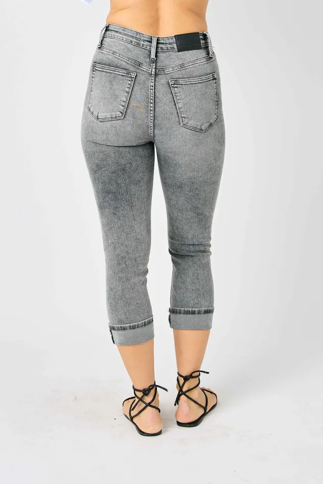 JUDY BLUE JUDY BLUE HIGH WAIST CUFFED BUTTON FLY CAPRI GREY Rings JUDY BLUE JUDY BLUE HIGH WAIST CUFFED BUTTON FLY CAPRI GREY Rings