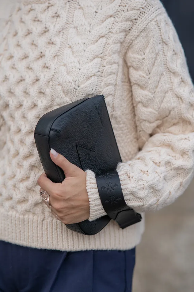 justineleconte1 Rings JL clutch bag leather Caviar black justineleconte1 Rings JL clutch bag leather Caviar black