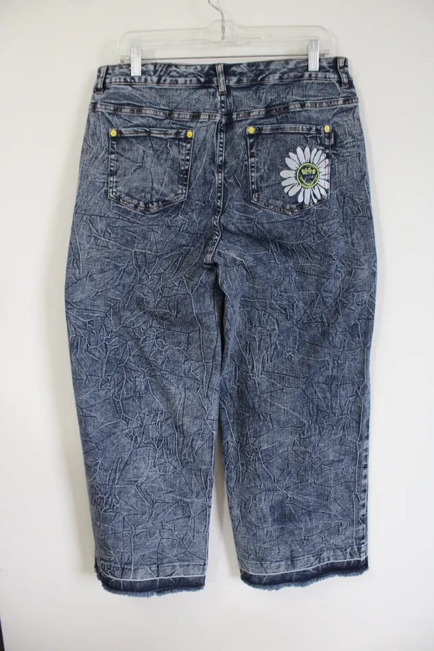 LOGO Earrings LOGO Smiley World Wide Leg Acid Wash Jeans 12