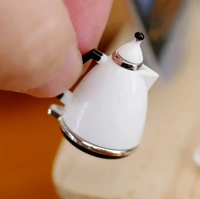 Miniatures by NC Rings Miniatures White Modern Kettle 1 12 Scale Dollhouse Accessory