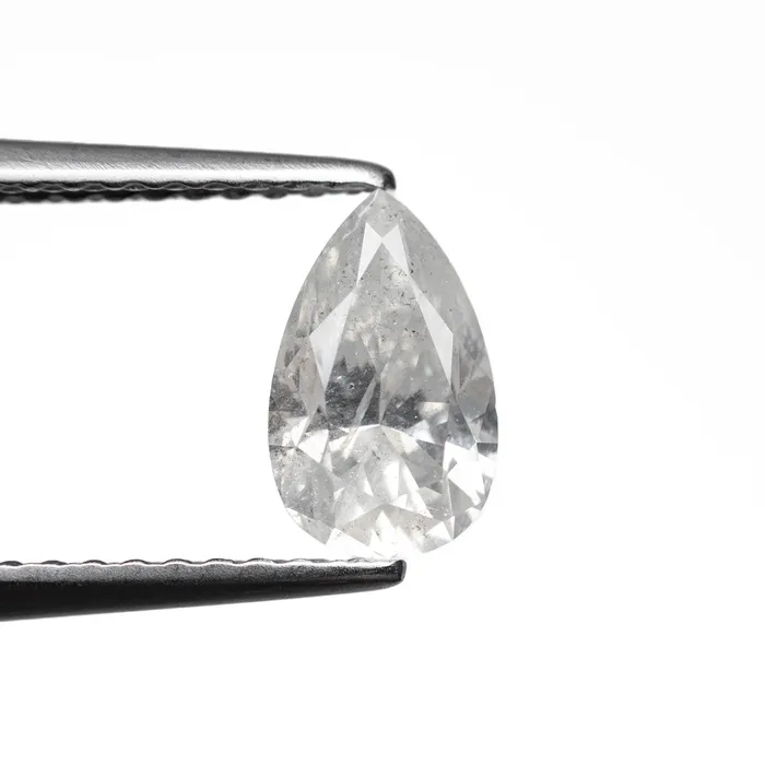 Misfit Diamonds Earrings 093ct 793x491x361mm Pear Brilliant 1975402
