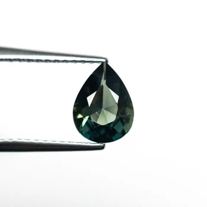 Misfit Gems 096ct 809x605x303mm Pear Brilliant Sapphire 2578310 Earrings
