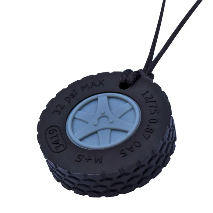 Munchables Earrings Tire