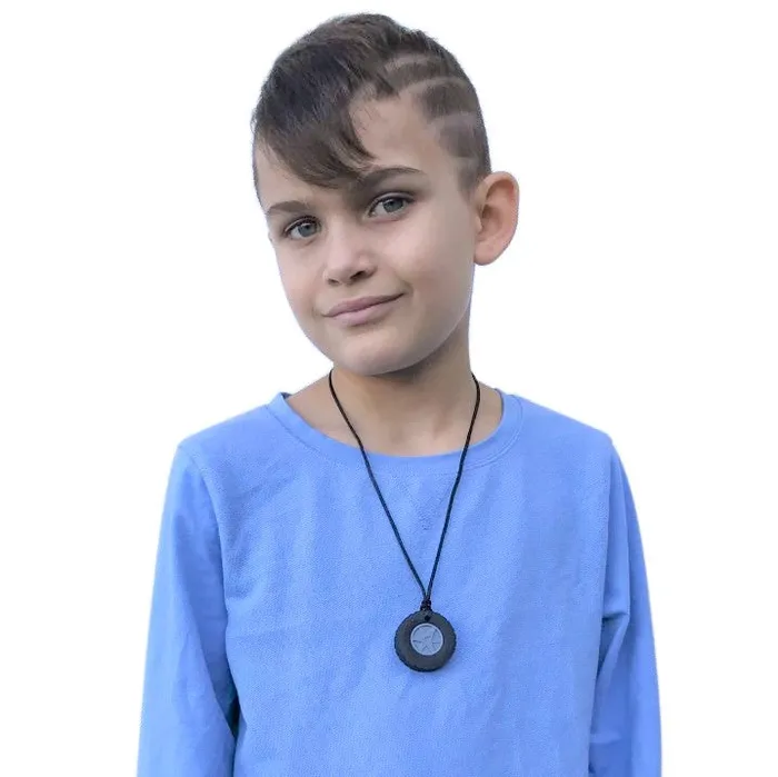 Munchables Earrings Tire