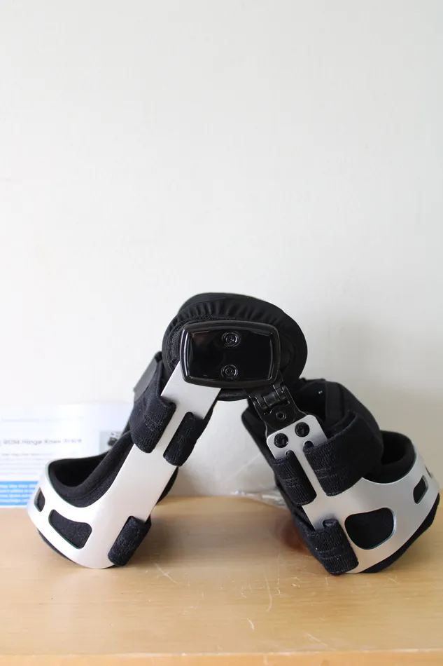 NEW ISO Preferred OA Duel Upright ROM Hinge Knee Brace Jubilee Thrift Earrings