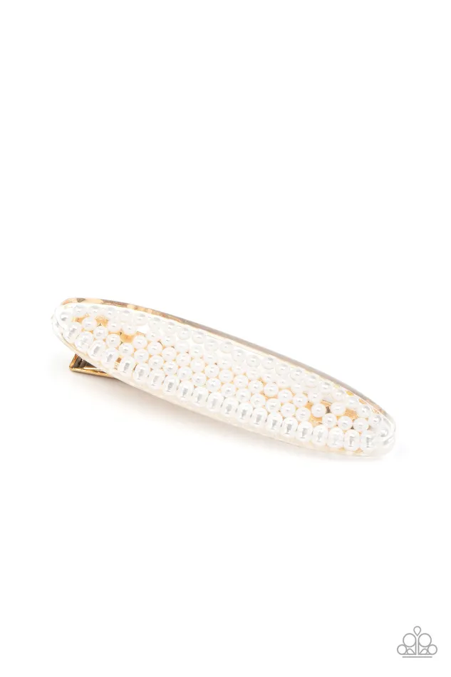 Paparazzi Accessories Earrings Pearl Pizzaz Gold