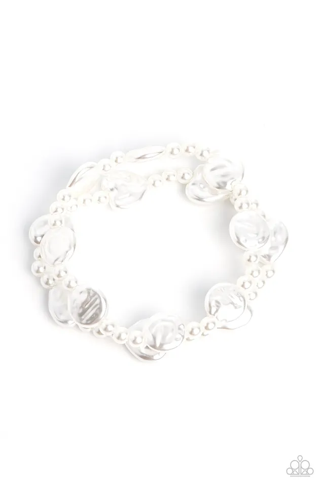 Paparazzi Accessories Rings Good Time PEARL White