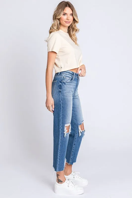 PETRA153 DISTRESSED HIGH RISE RIGID VINTAGE MOM JEANS Necklaces