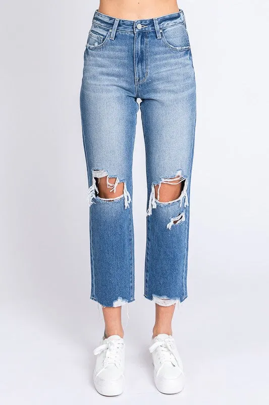 PETRA153 DISTRESSED HIGH RISE RIGID VINTAGE MOM JEANS Necklaces
