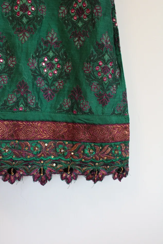 Pink Purple Sequin Patterned Green Tunic Top Jubilee Thrift Earrings