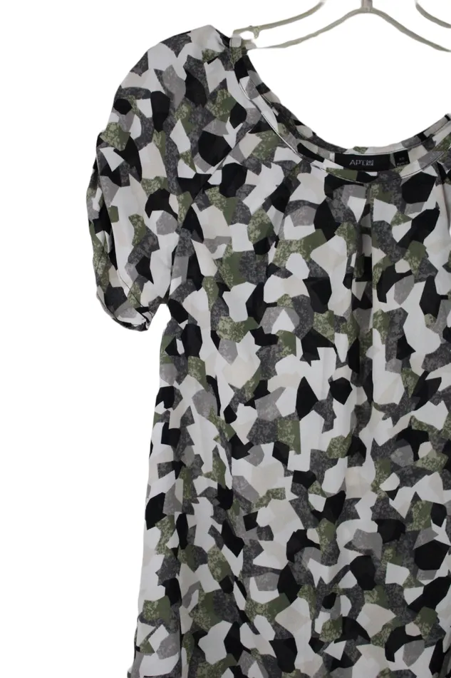 Rings Apt9 Black Green Pattern Blouse XS APT9